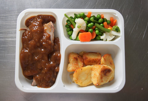 Classic Roasted leg of Lamb with Vegetables, Roast Potatoes & Gravy